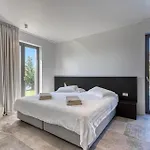 A In For 8 2 Persons With Infinity Pool Only 100 Meters From The Sea Villa *